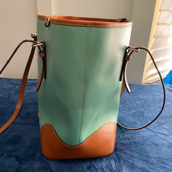 Dooney & Bourke Large Claremont Dover Tote Shoulder Bag. Mint Green - Picture 5 of 9